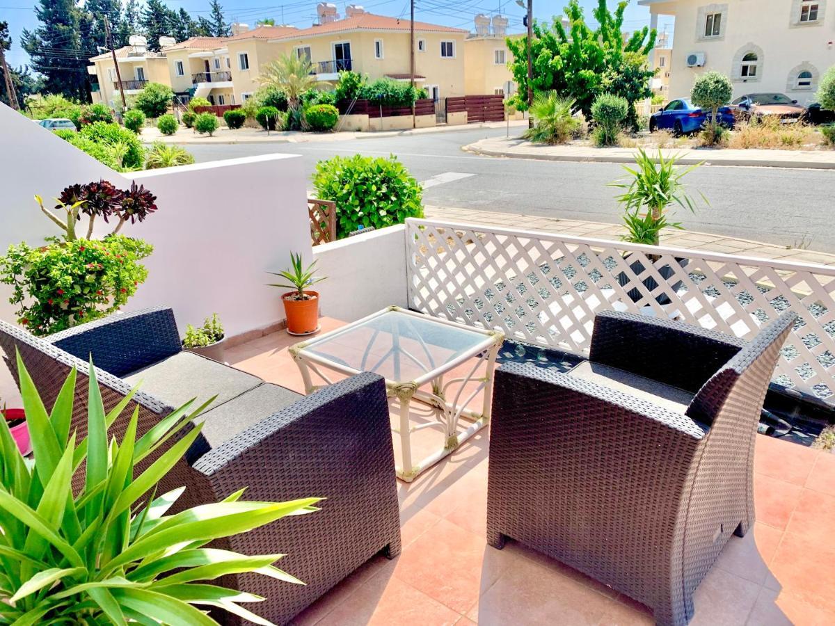 Diana Townhouse 1 Apartment Paphos Exterior photo